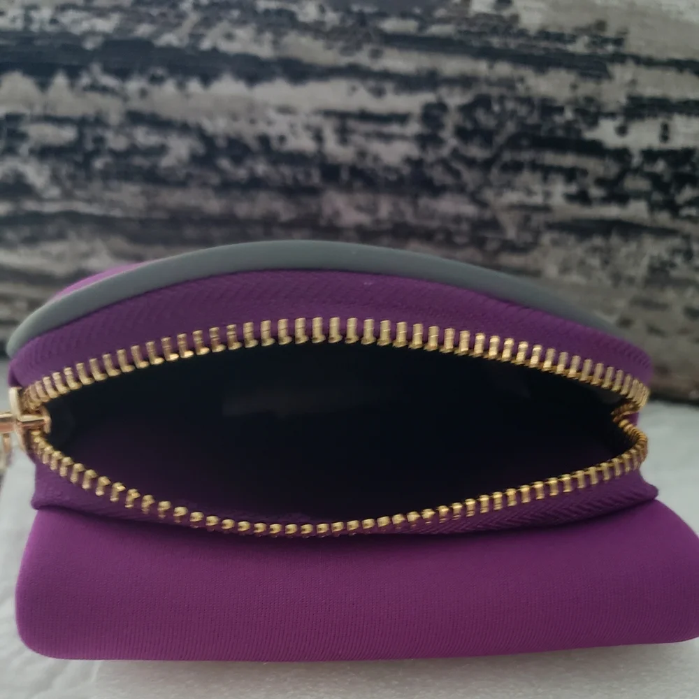 Bright, Bolsetta Purple Magnetic Hip Pouch New Without Tags Has 'Snaplock' - Picture 6 of 9